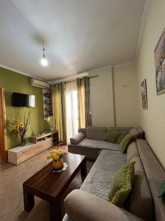 Buneci Apartment Tirana Esterno foto